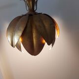 Flower ceiling light in gilded metal