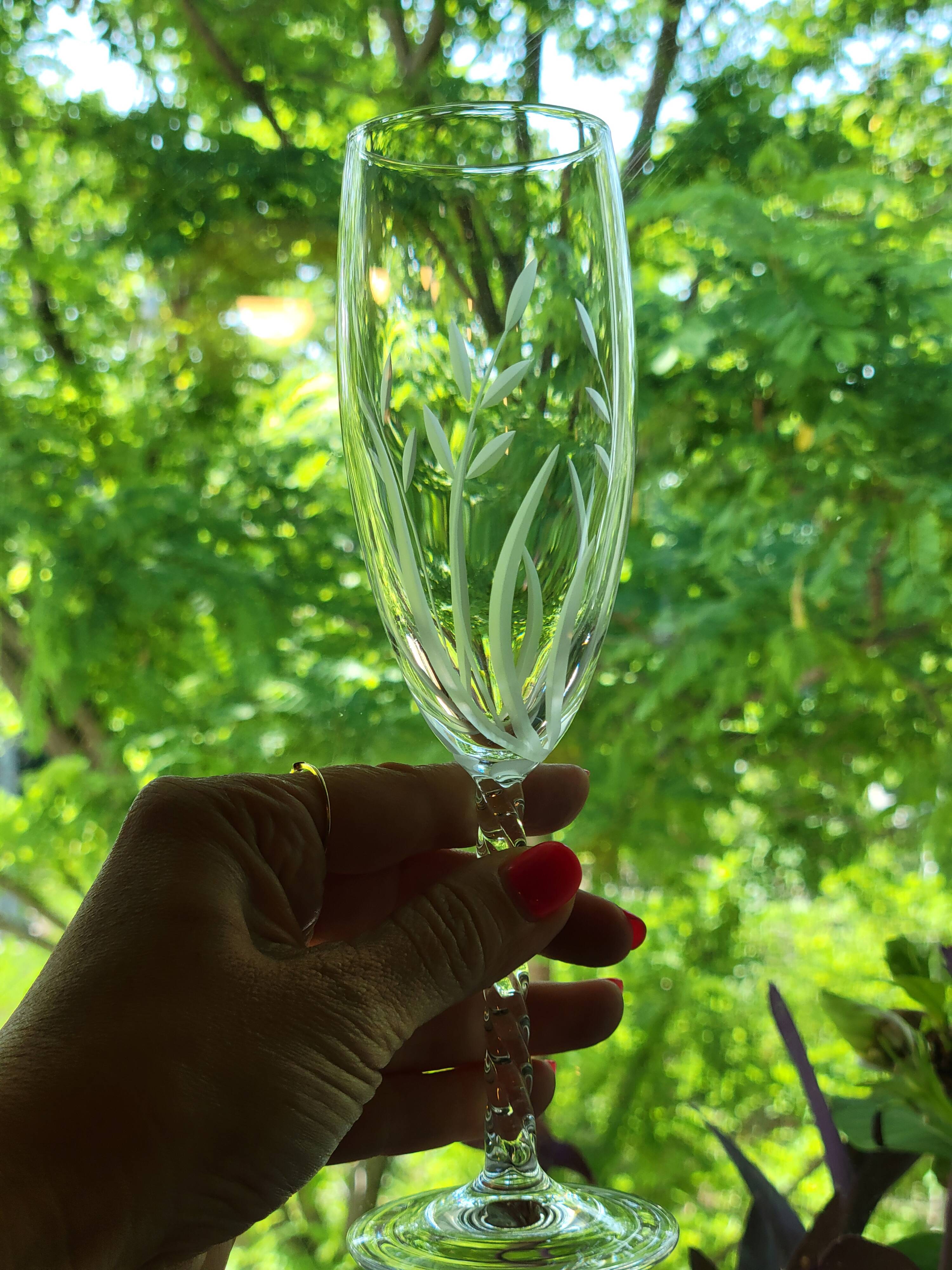 10 Arques Crystal Champagne Flutes, Fleury Cut Flamépis Pattern