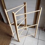Towel rack