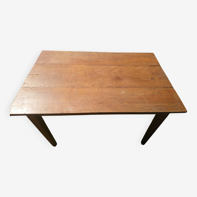 Table pieds fuseaux, sapin et hêtre