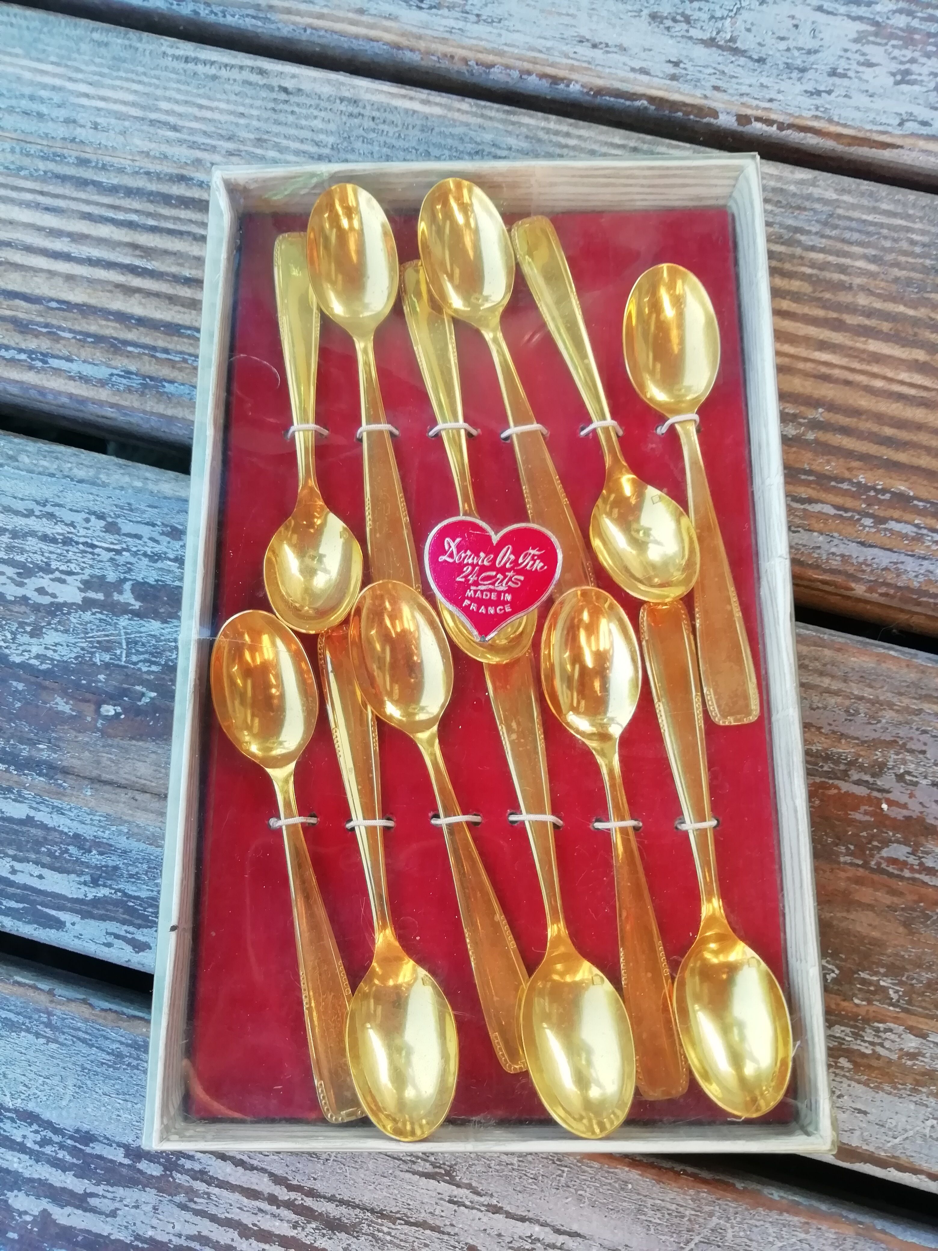 Lot of 12 golden mocha spoons