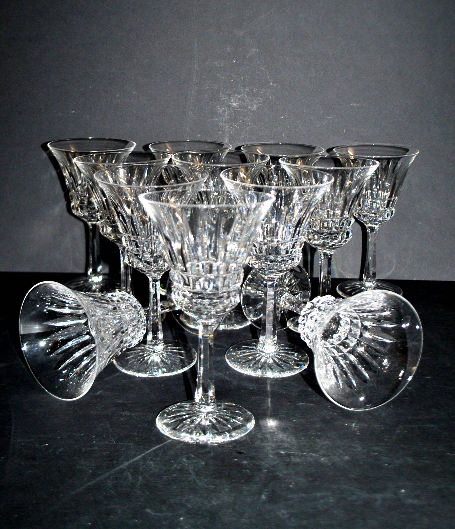 Villeroy Boch set of 12 cut crystal wine glasses – model Royal VB H14.5cm