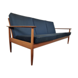 Canapé scandinave en afromosia années 60