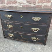 Alsatian curved chest of drawers XVIIIth patinated