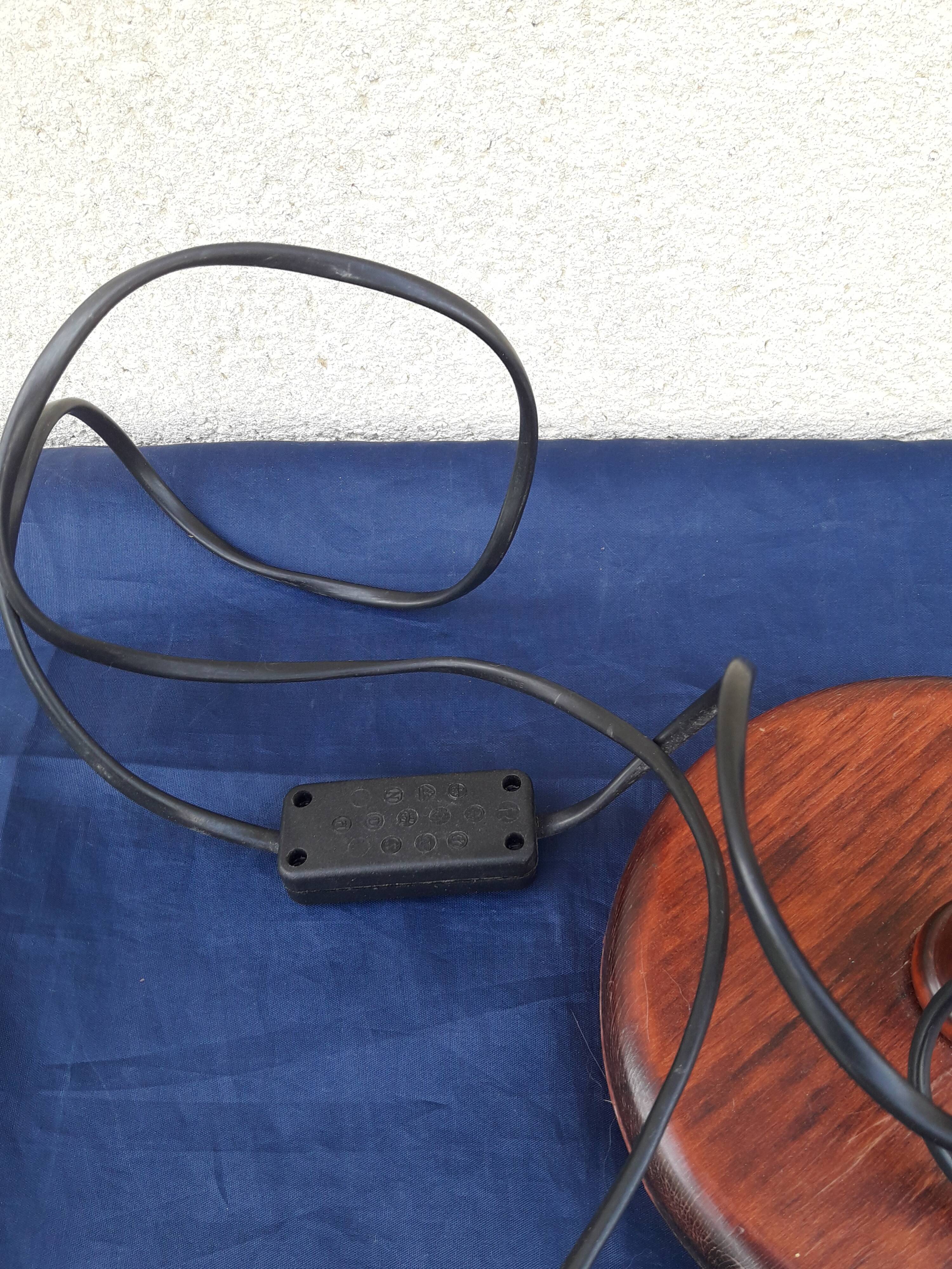 Mazda-type desk lamp foot