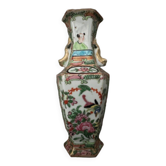 Petit vase de Canton XIXe rehauts dorés