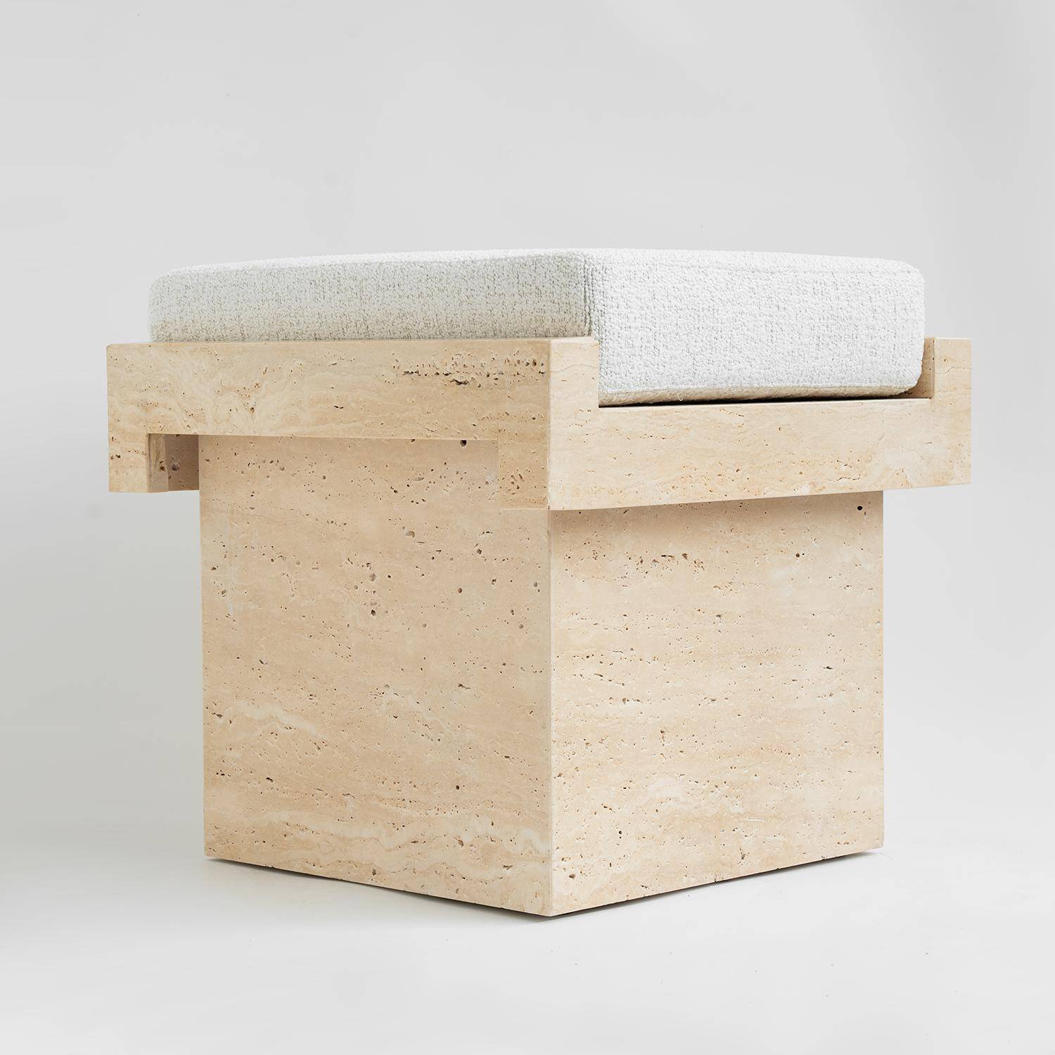 Tabouret Lego en travertin - Edition limitée