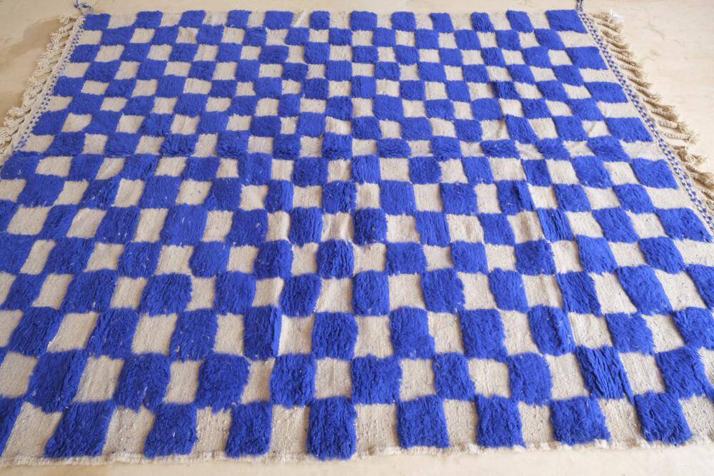 Moroccan blue checkered rug - 289 x 225 cm