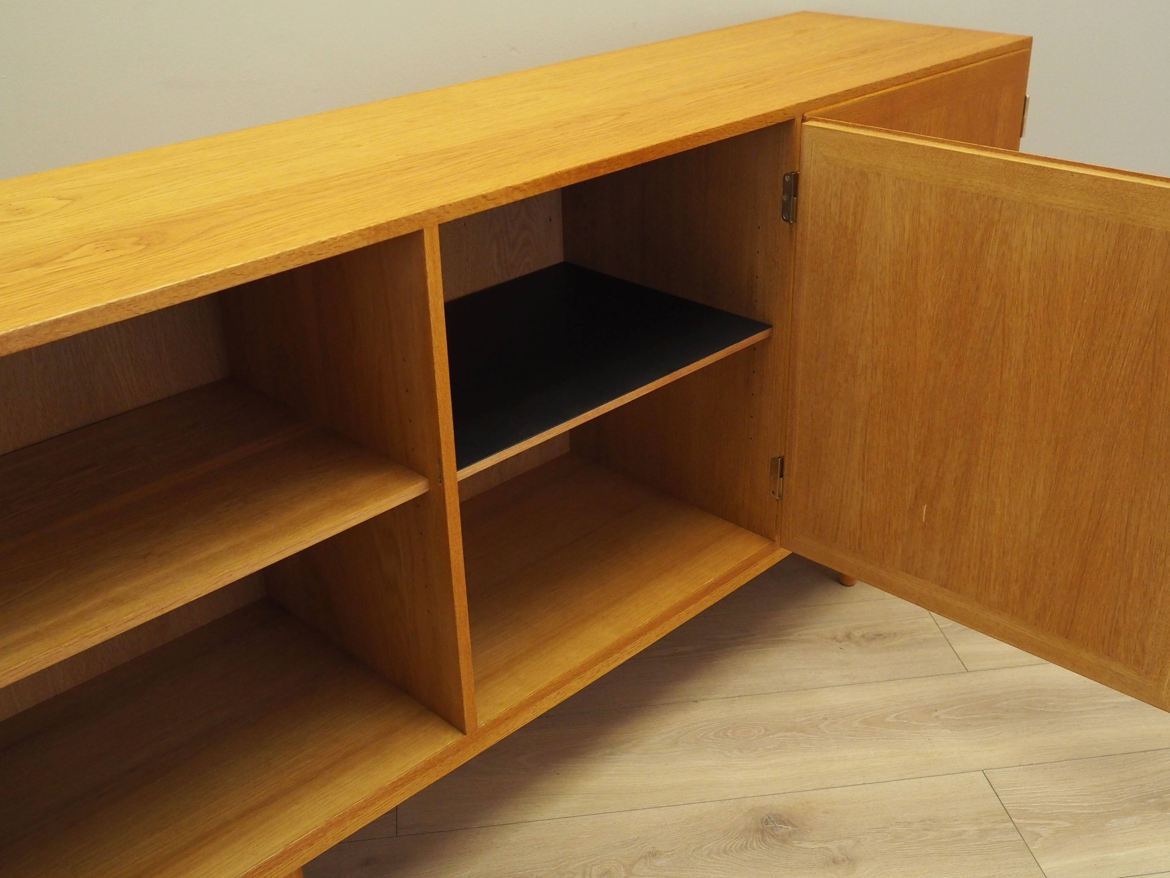 Ash sideboard, Danish design, 1970s, designer: Carlo Jensen, production: Hu