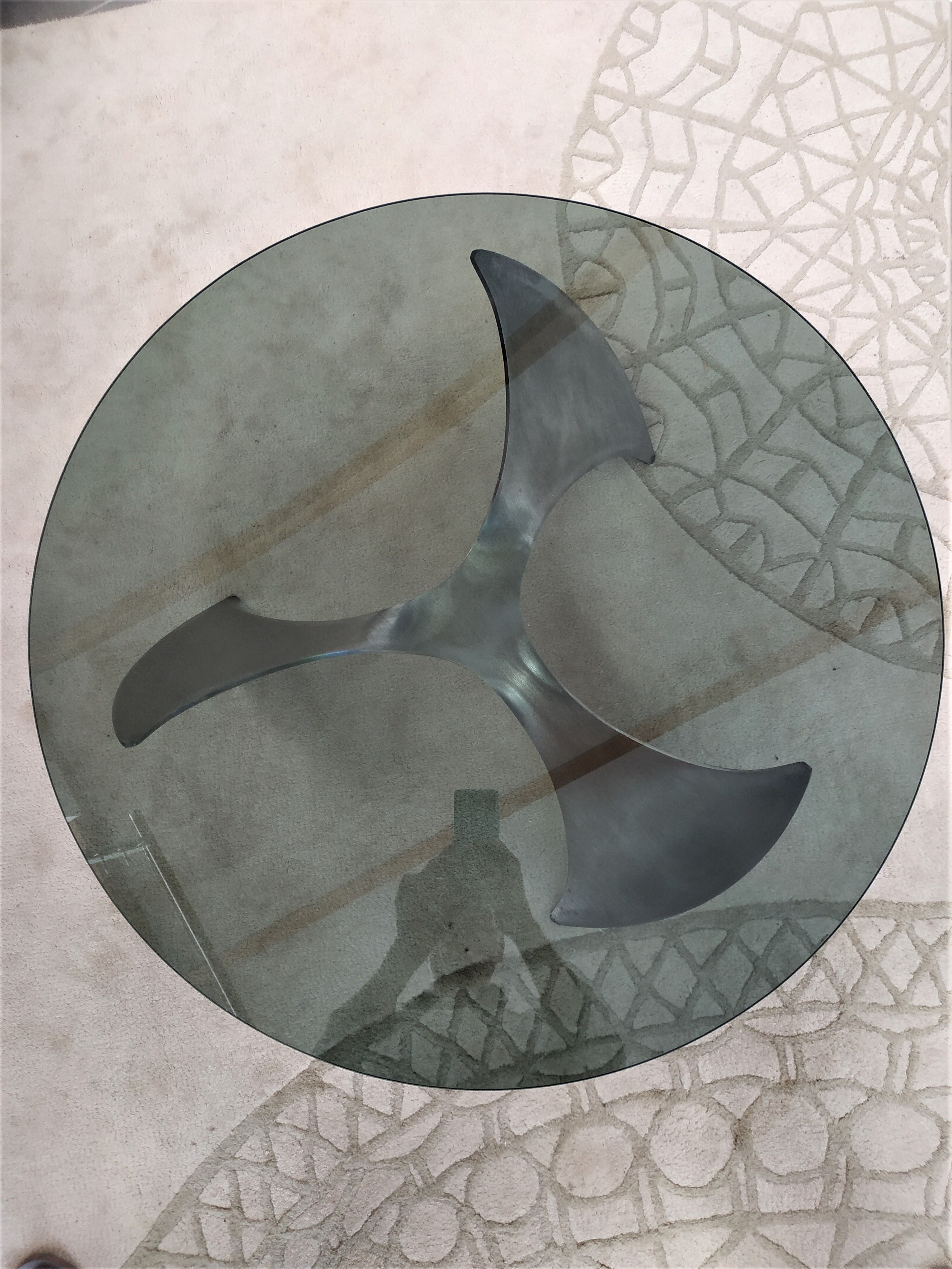 Round coffee table the Propeller (propeller) of Knut Hesterberg glass top and steel base