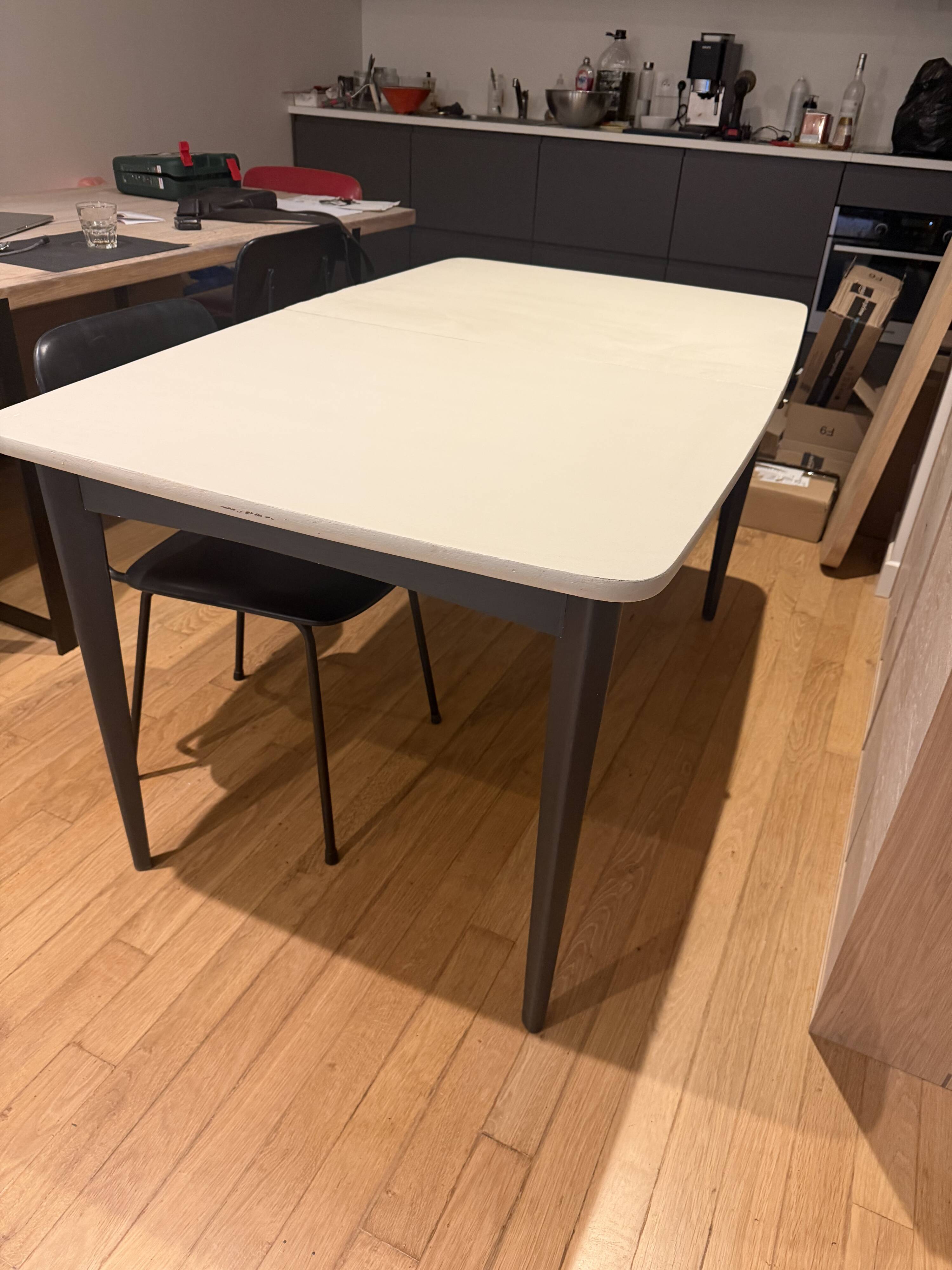 extendable table 1950s Danish design