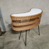 Rattan bean bar