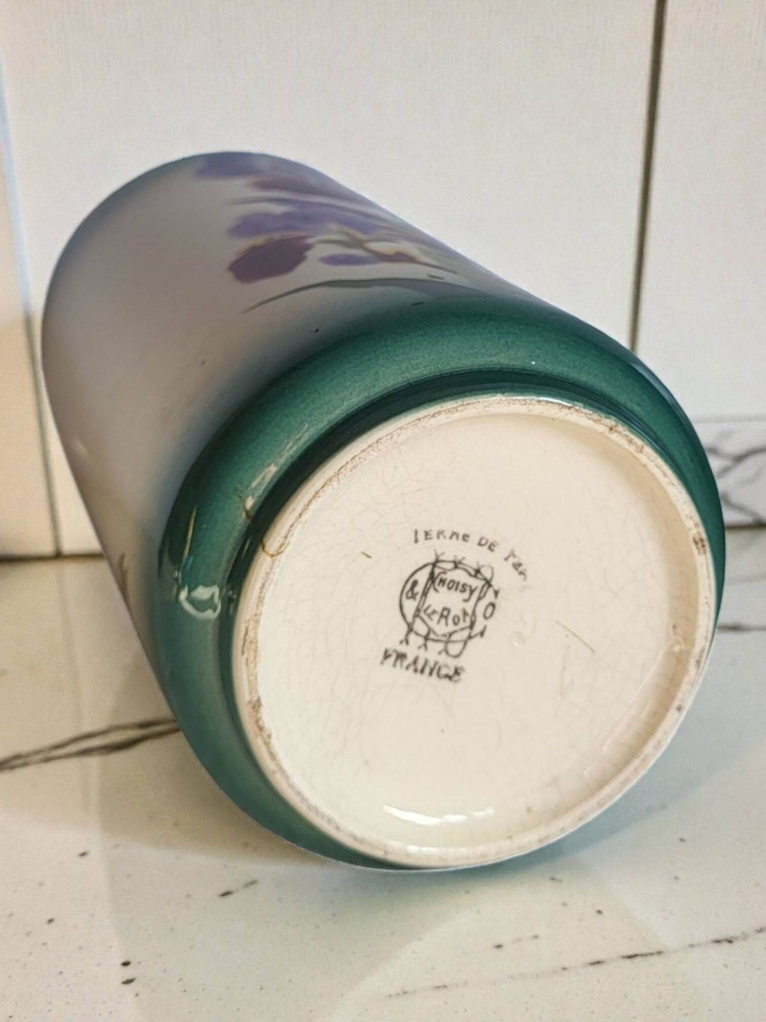 Art Nouveau vase in earthenware from Choisy le Roi