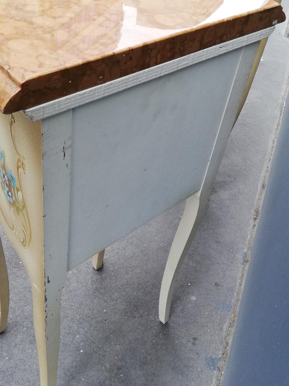 Pair of Italian Louis XV-style bedside tables