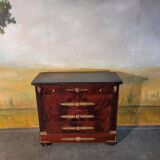 Petite commode époque Napoléon III en acajou