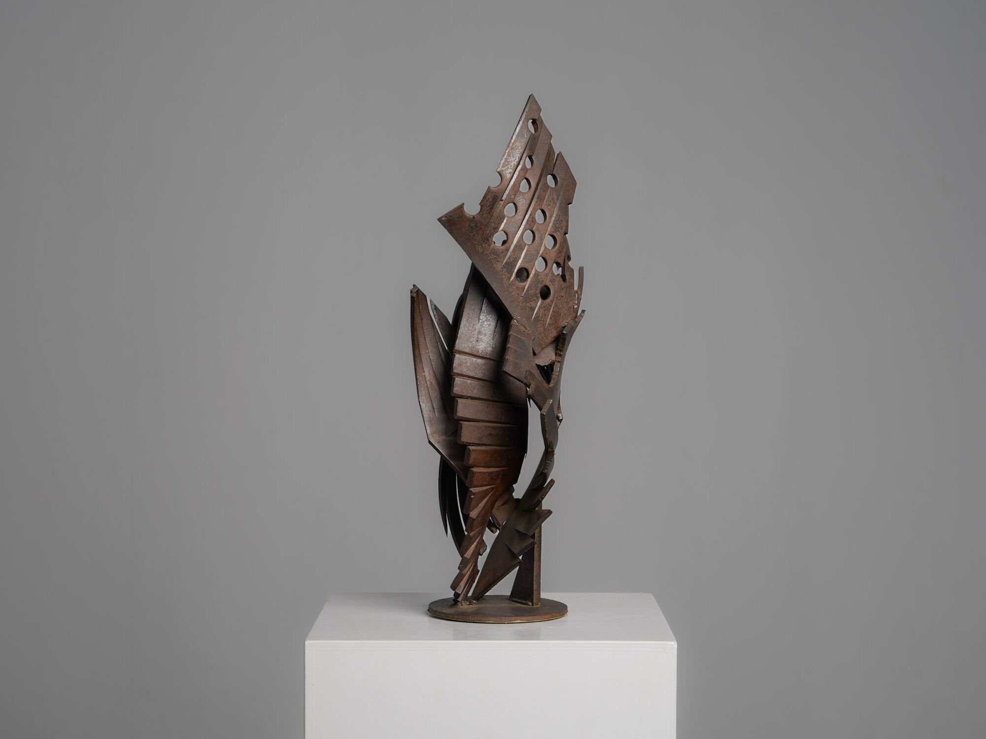 Abstract constructivist iron sculpture, signed CH, Netherlands, 1960s – I