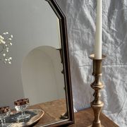 Petit miroir arrondi, cadre en bois, encadrement doré H49,5