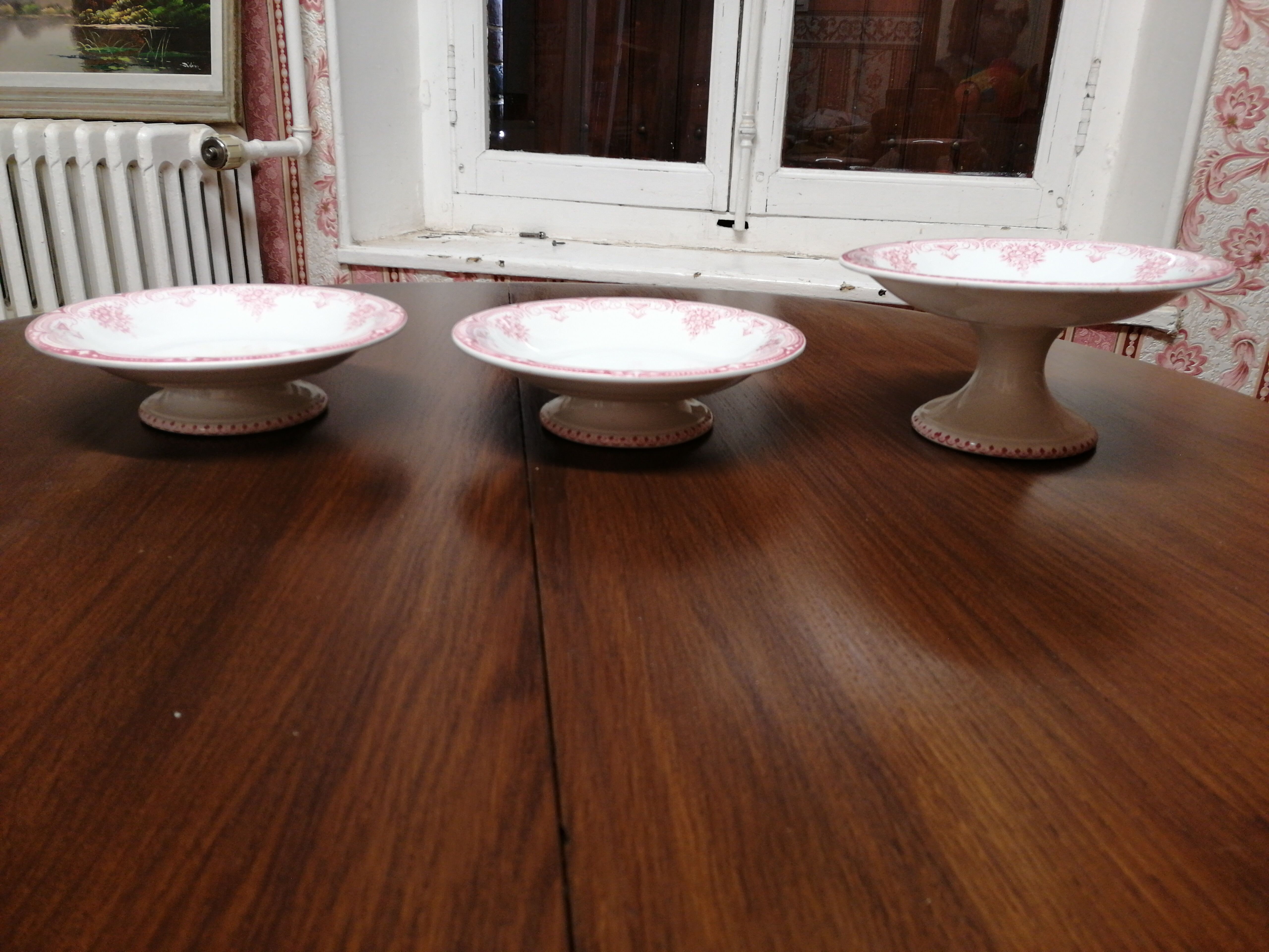 Assiettes en faïence Onnaing