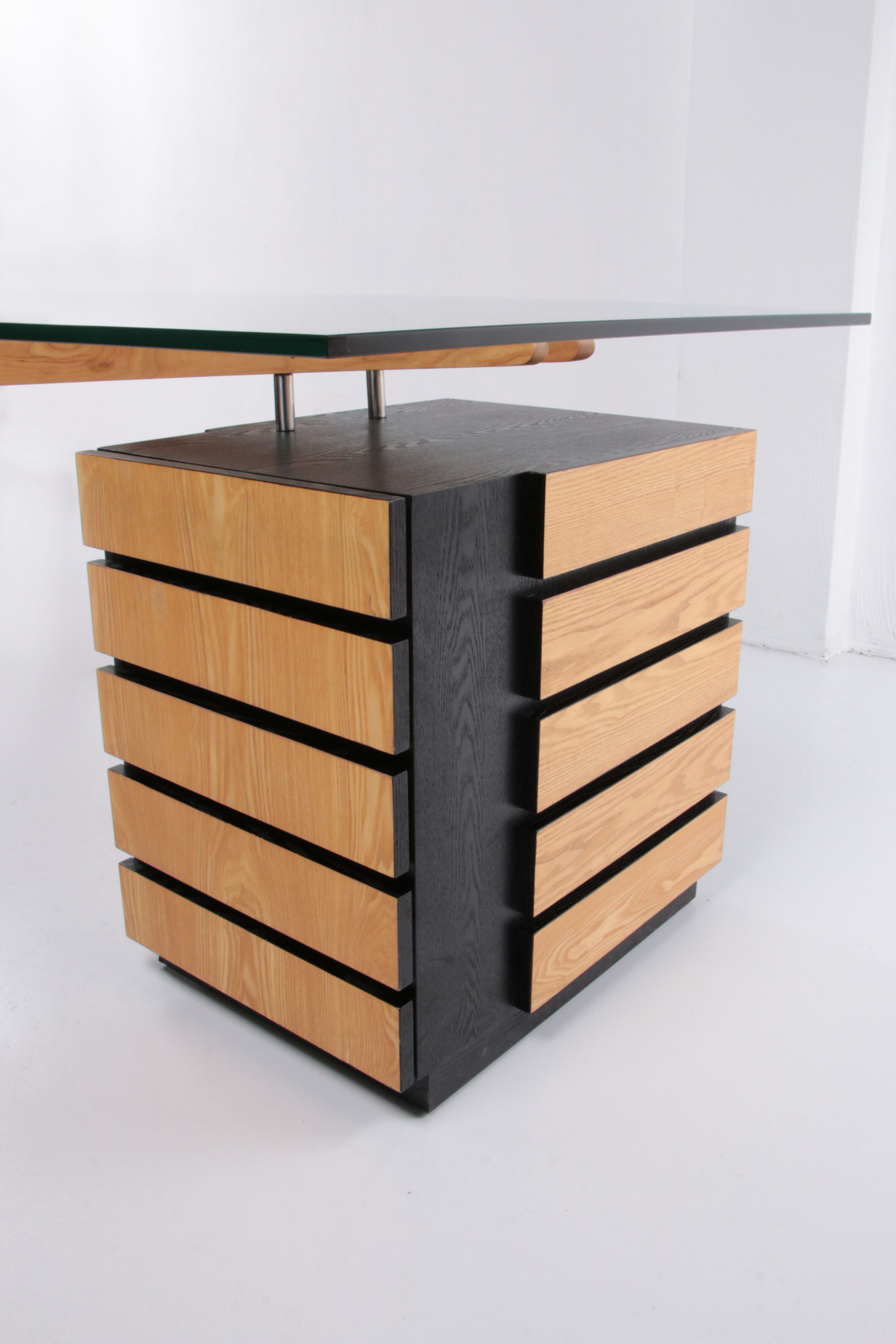 Zanotta Cavour CM desk designed by Carlo Mollino in 1949