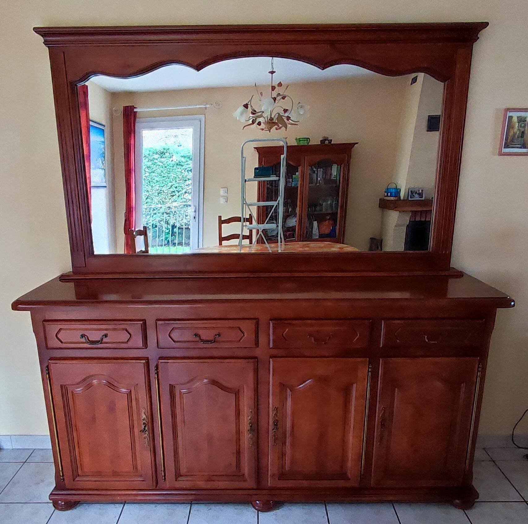 Very 4 doors with mirror