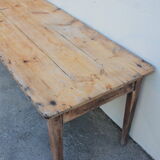 Farm table