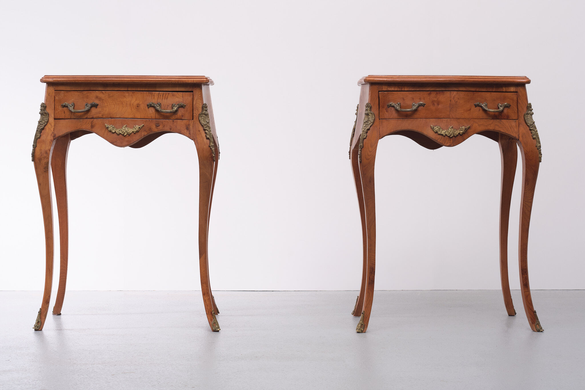 2 italian burl side tables louis xv style