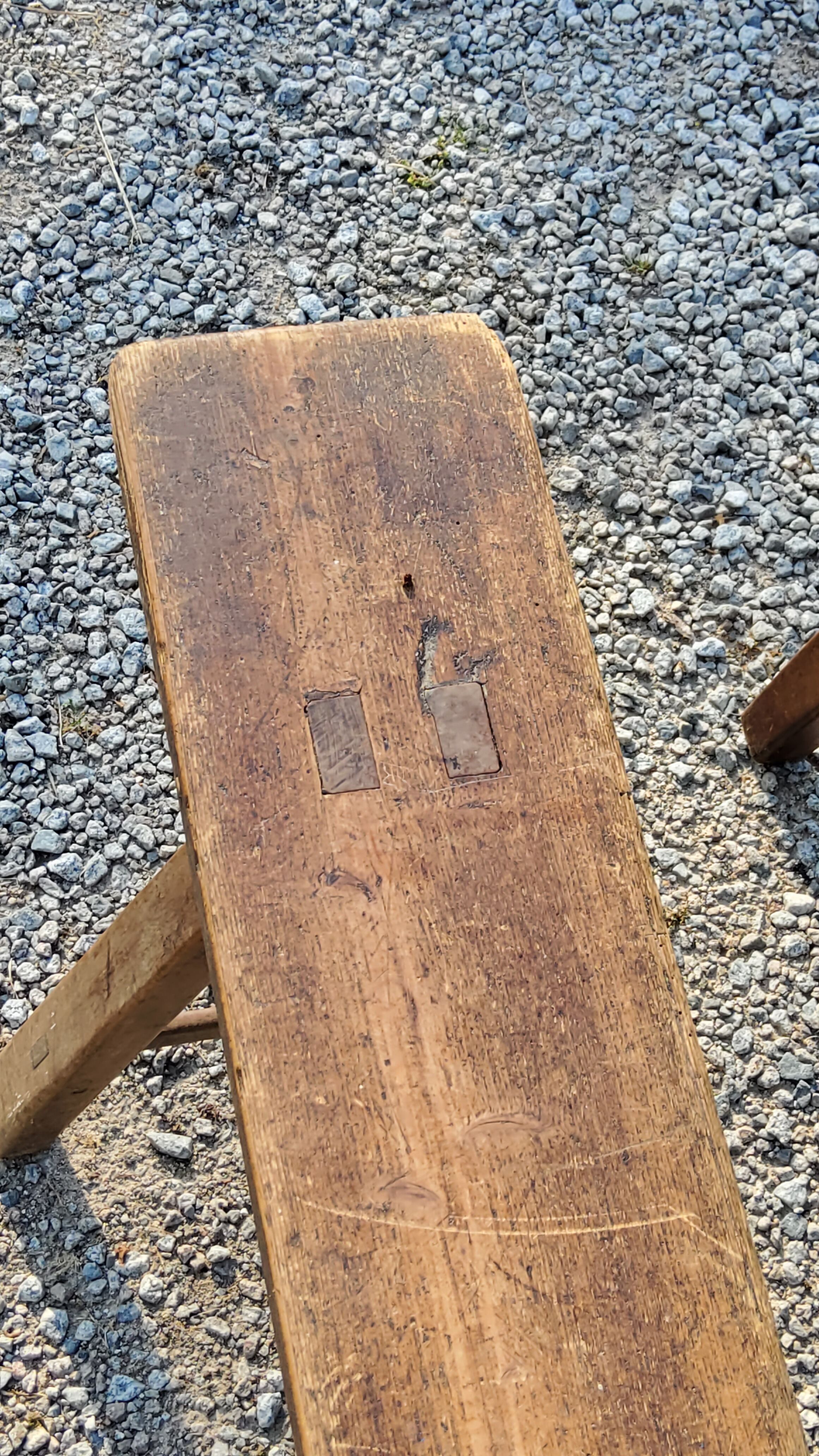 Farm table nineteenth century feet spindles 251cm and its 2 benches