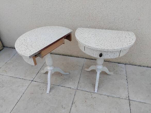 Pair of vintage cracked wood bedside tables from the 70s