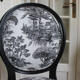 Paire de chaises médaillon style Louis XVI