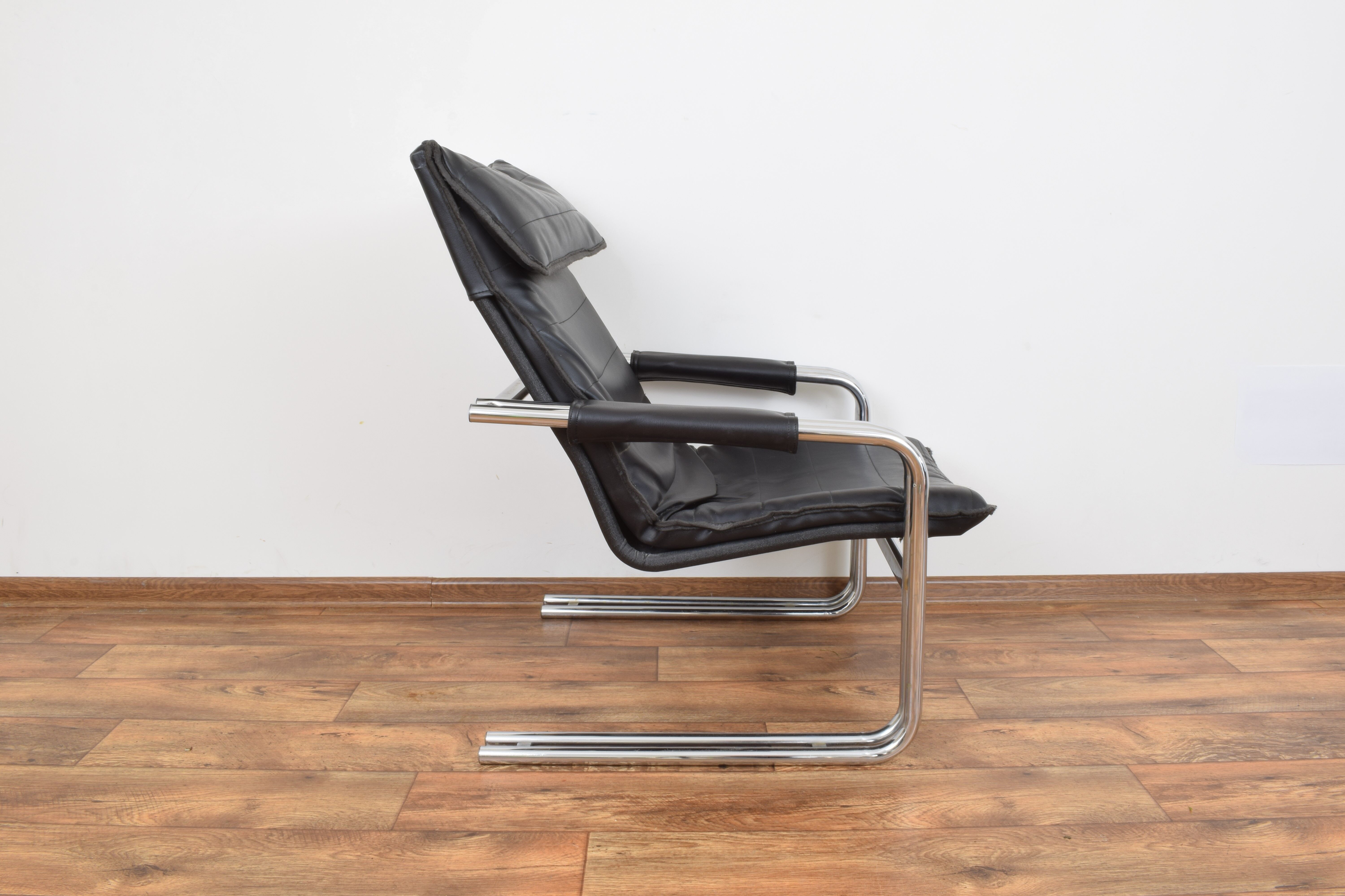 German leather lounge chair, 1970s