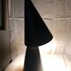 Lampe noire double cône