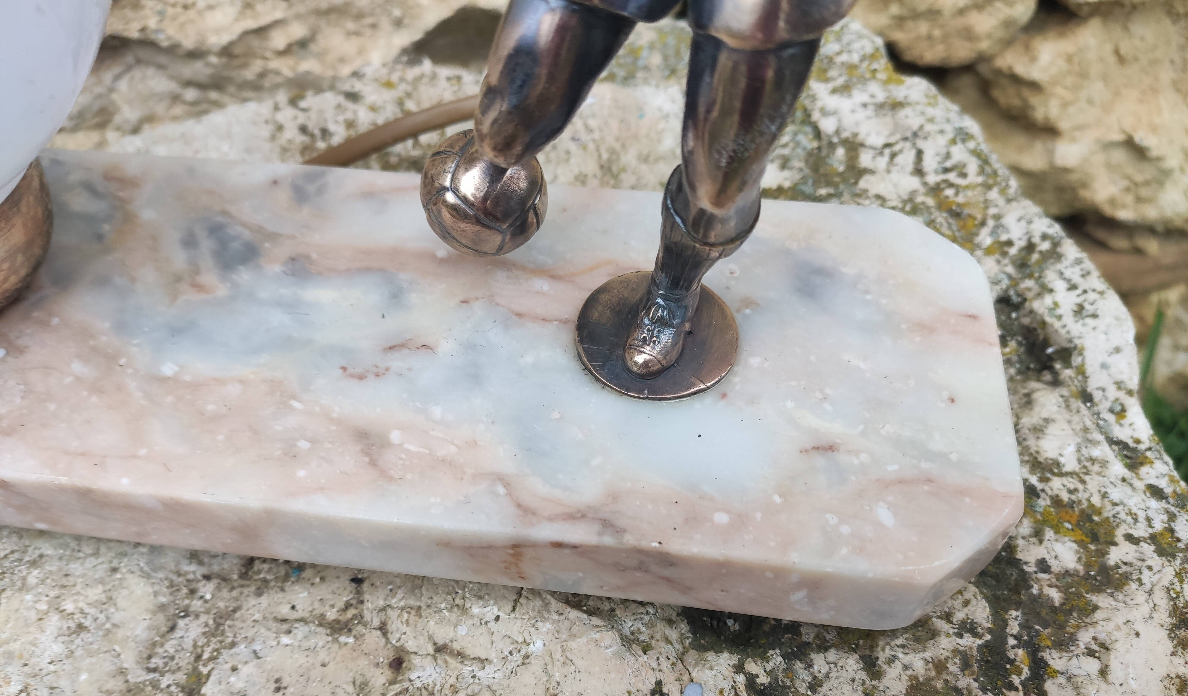 Art deco lamp in footballer marble