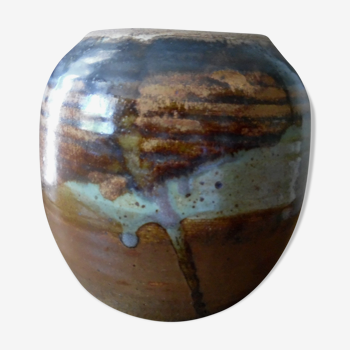 Vernise sandstone vase