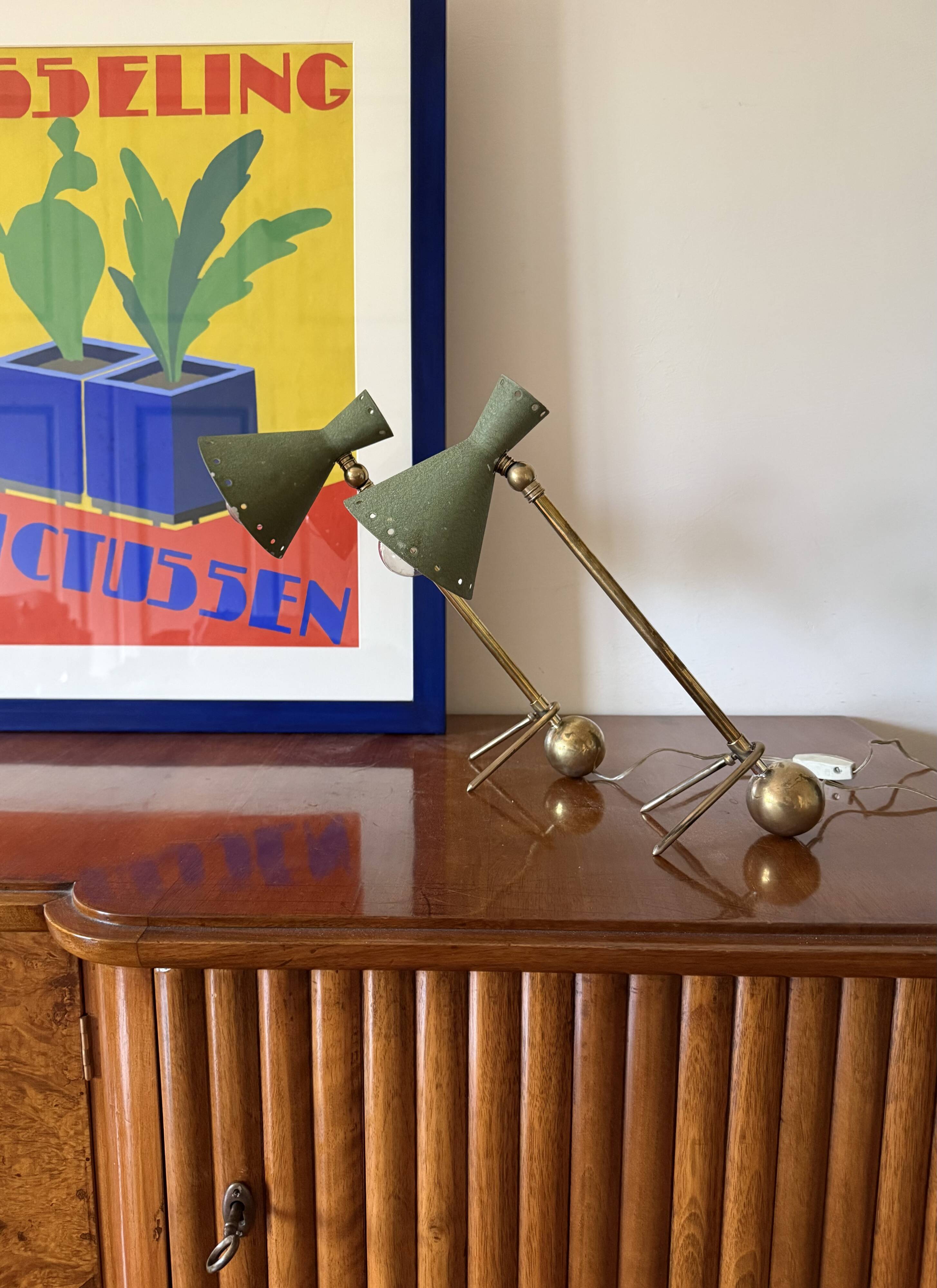 Ensemble de 2 lampes de table des années 50, attribuées à Stilnovo Milano Italie.