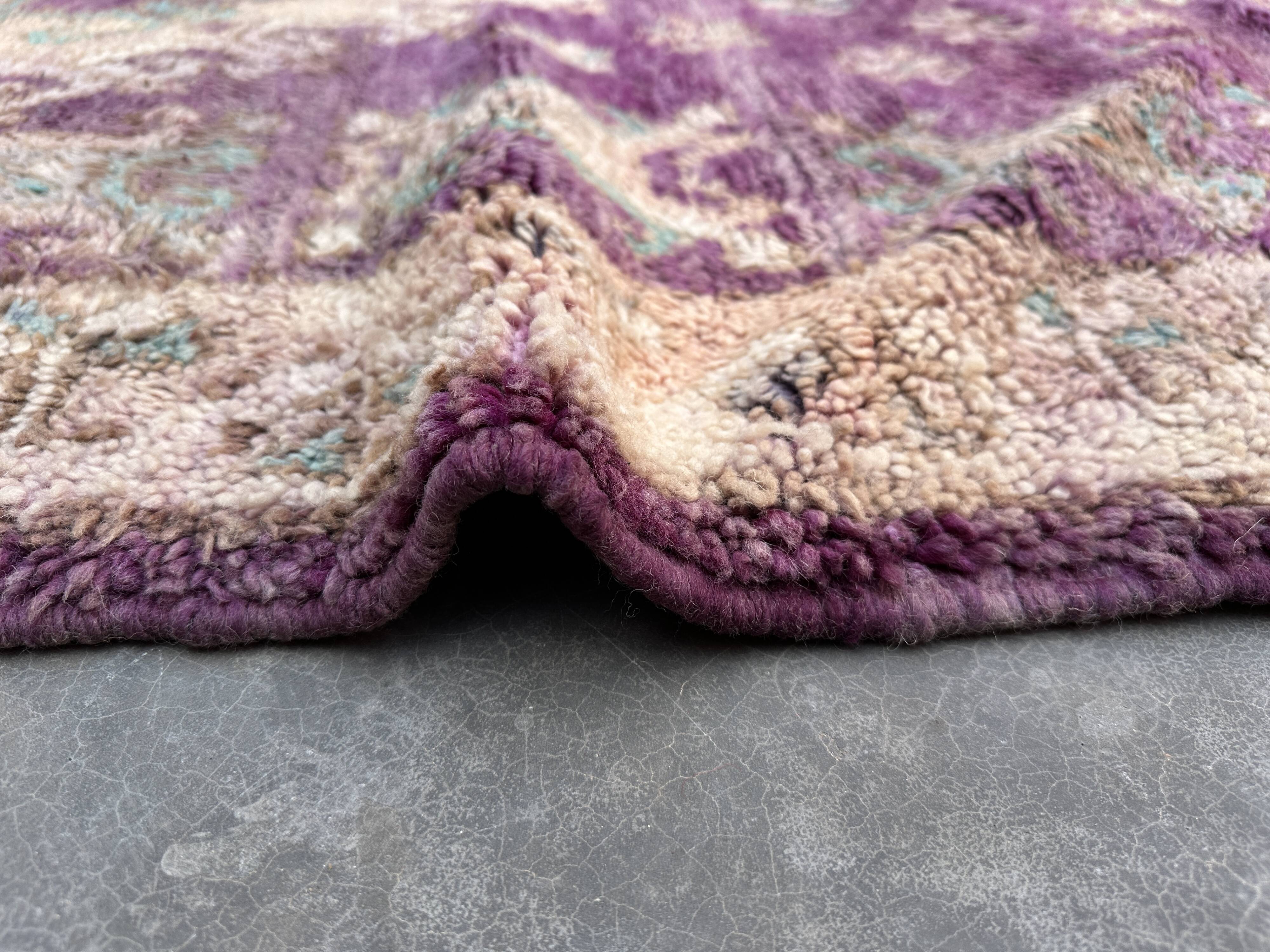 Boujad purple Moroccan rug - 189 x 311 cm