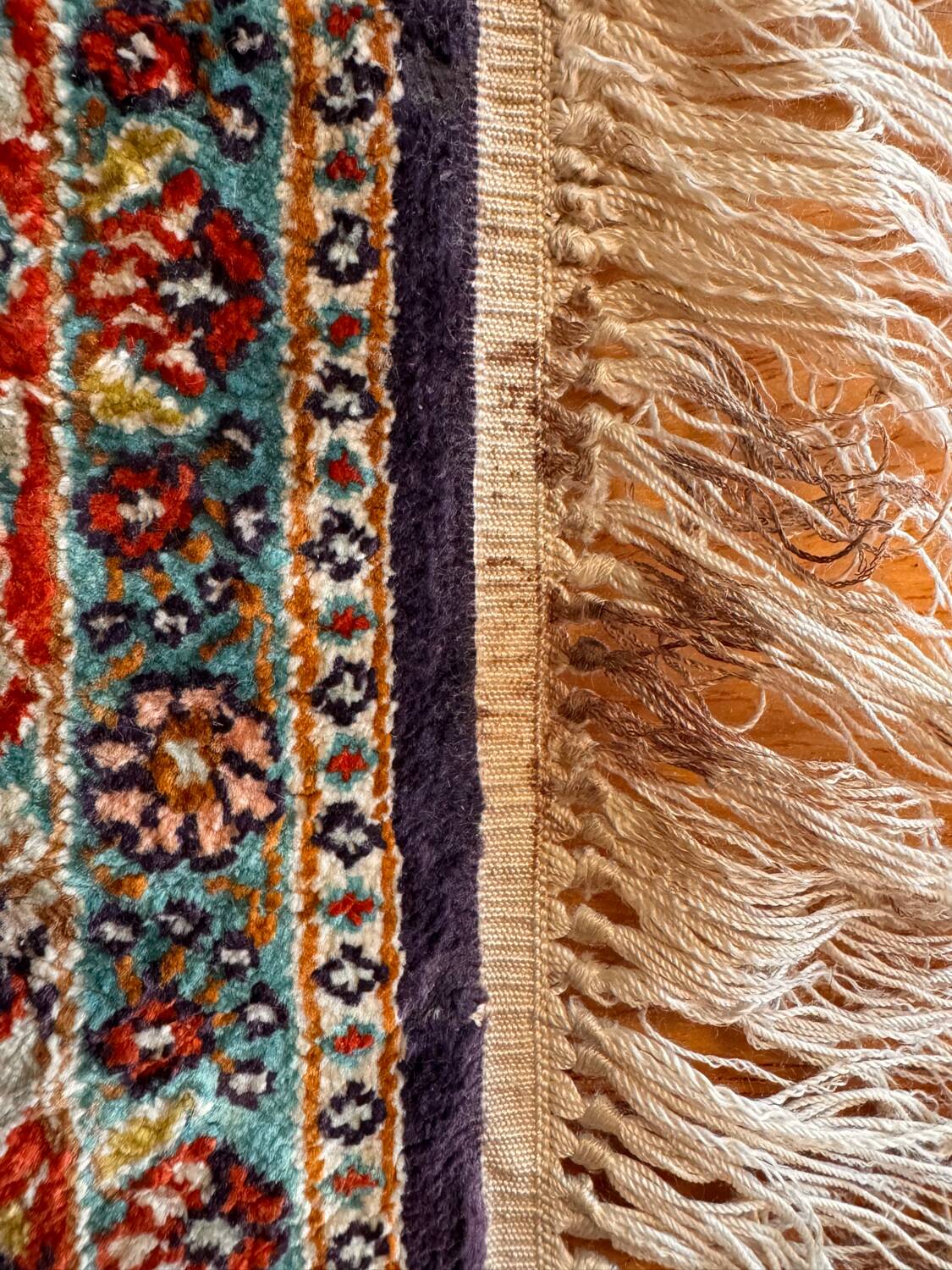 Chinese silk oriental rug 103 cm x 64 cm