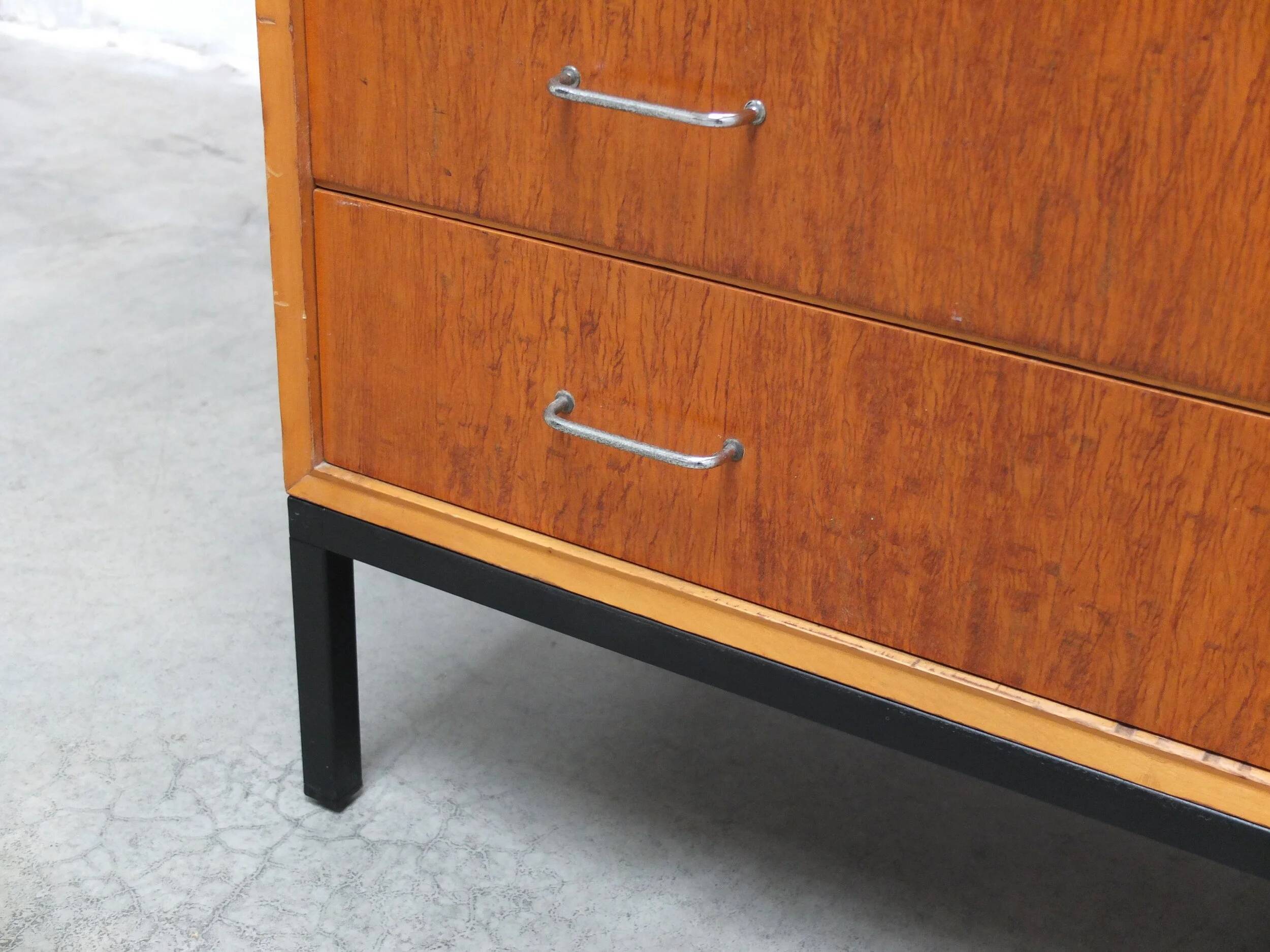 Commode des années 50 dans le style de Jos De Mey.