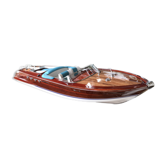 Model boat Riva