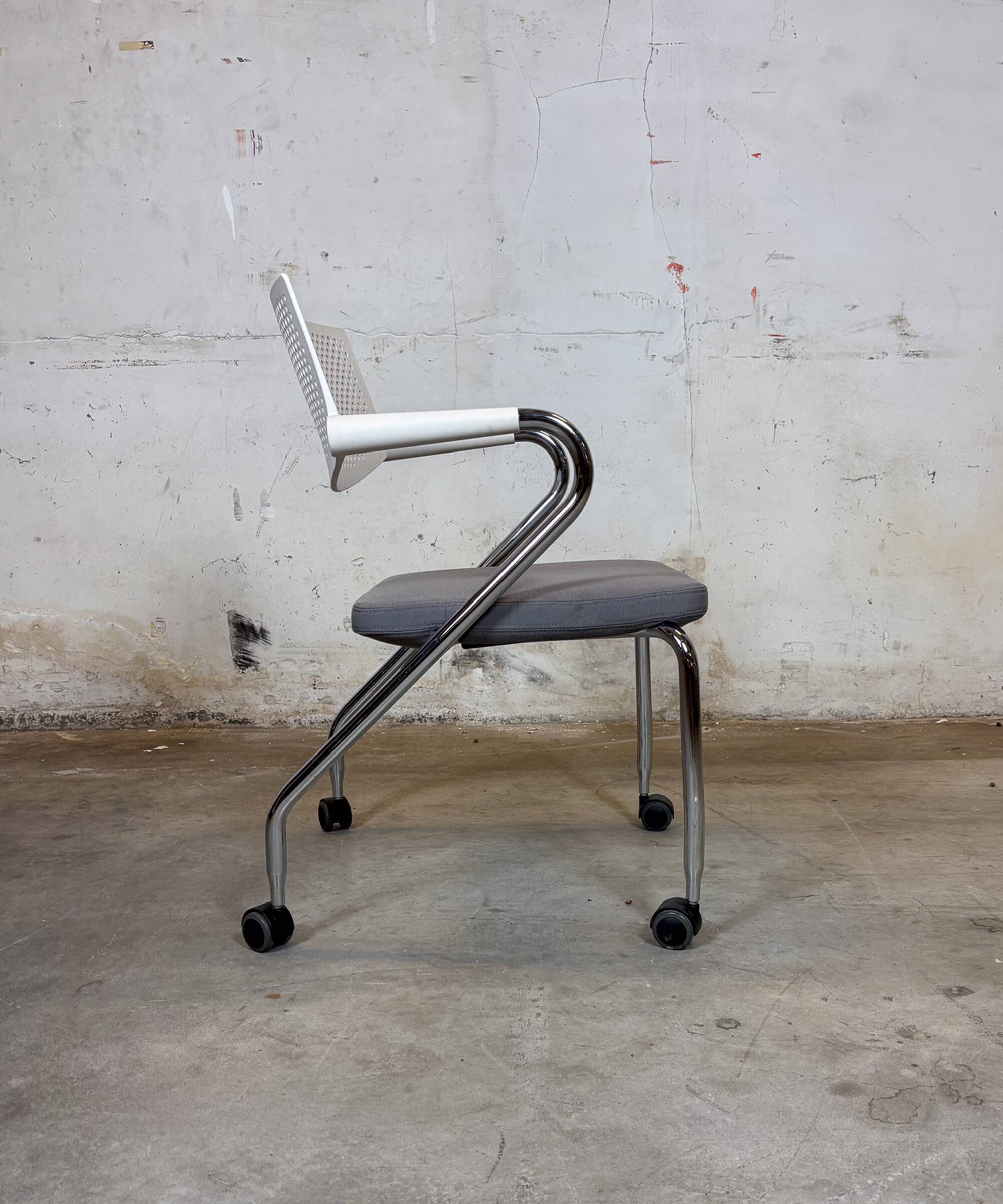 Vitra Visaroll 2 Antonio Citterio Fabric, plastic, aluminium – White, Gray