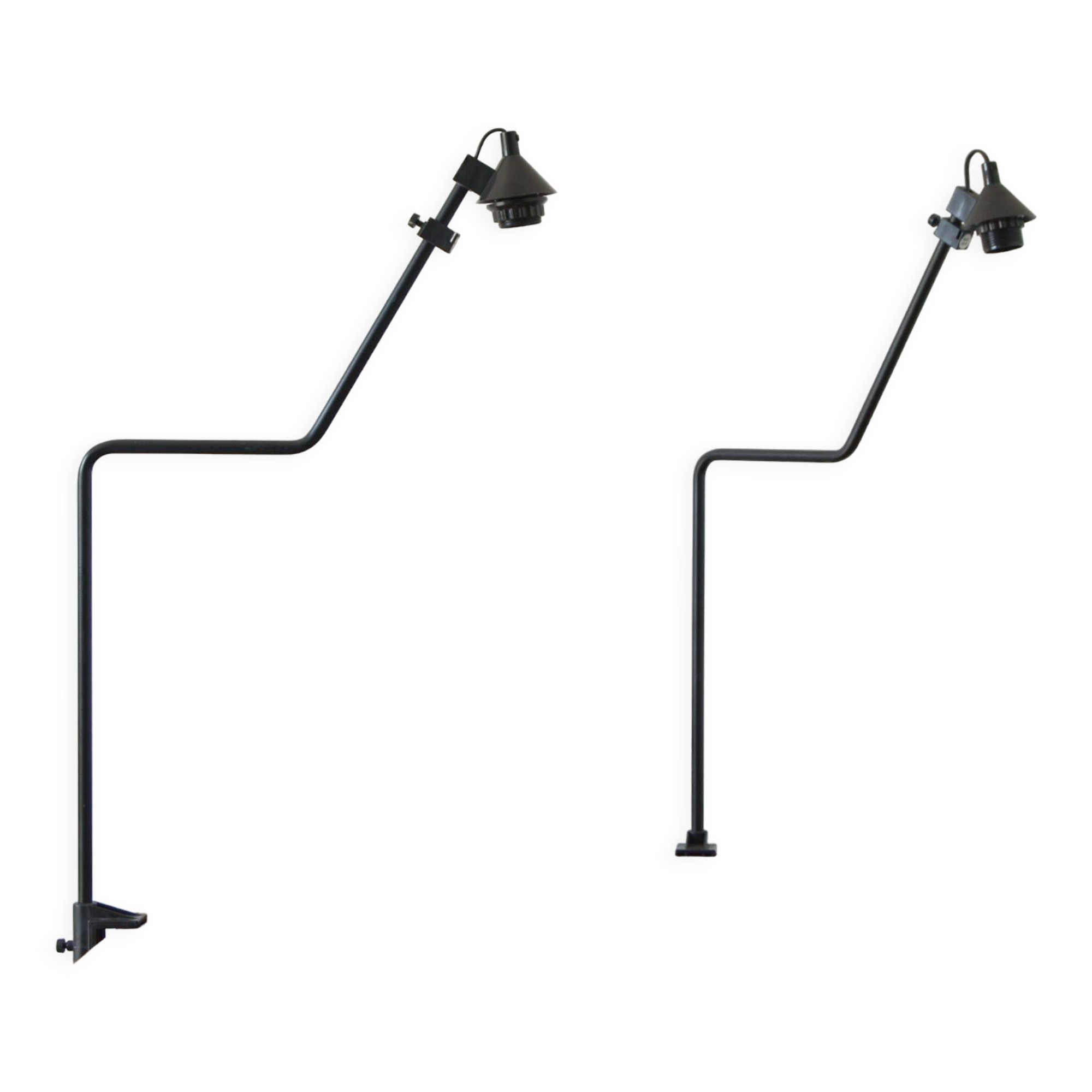 Minimalist desk lamp