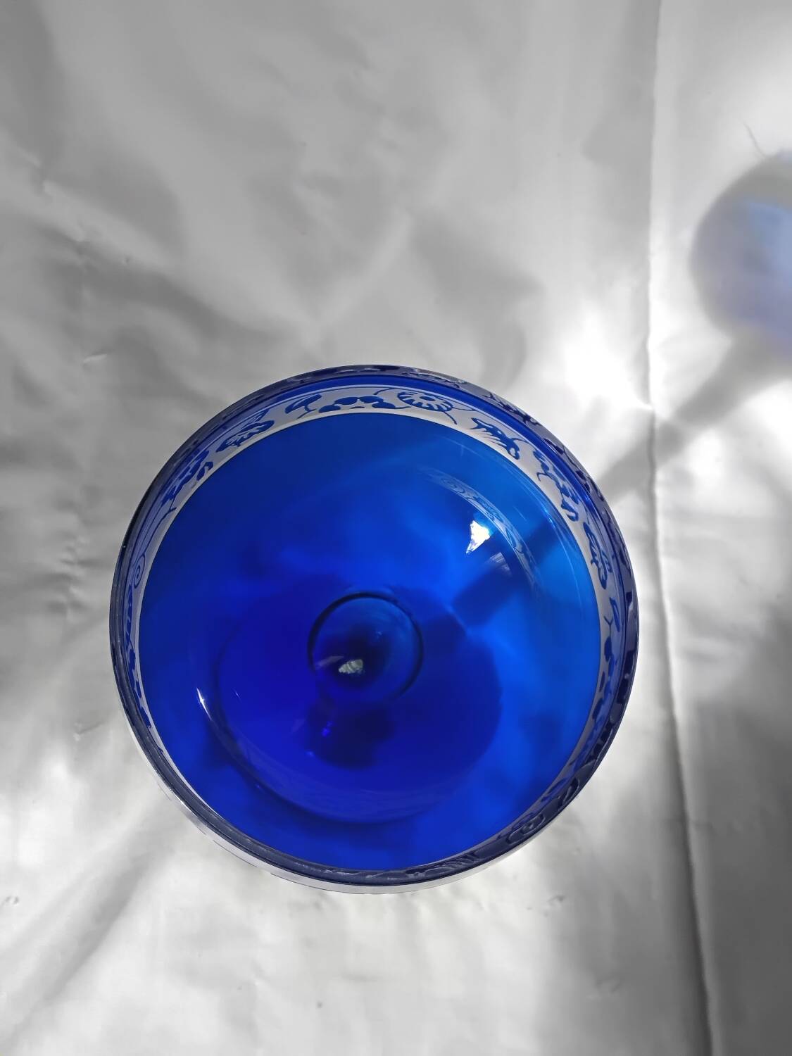 Verre à vin 14cl cristal de Nancy Houillon doublé bleu frise florale