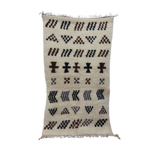 Azilal Berber rug in handmade wool 180 X 105 CM