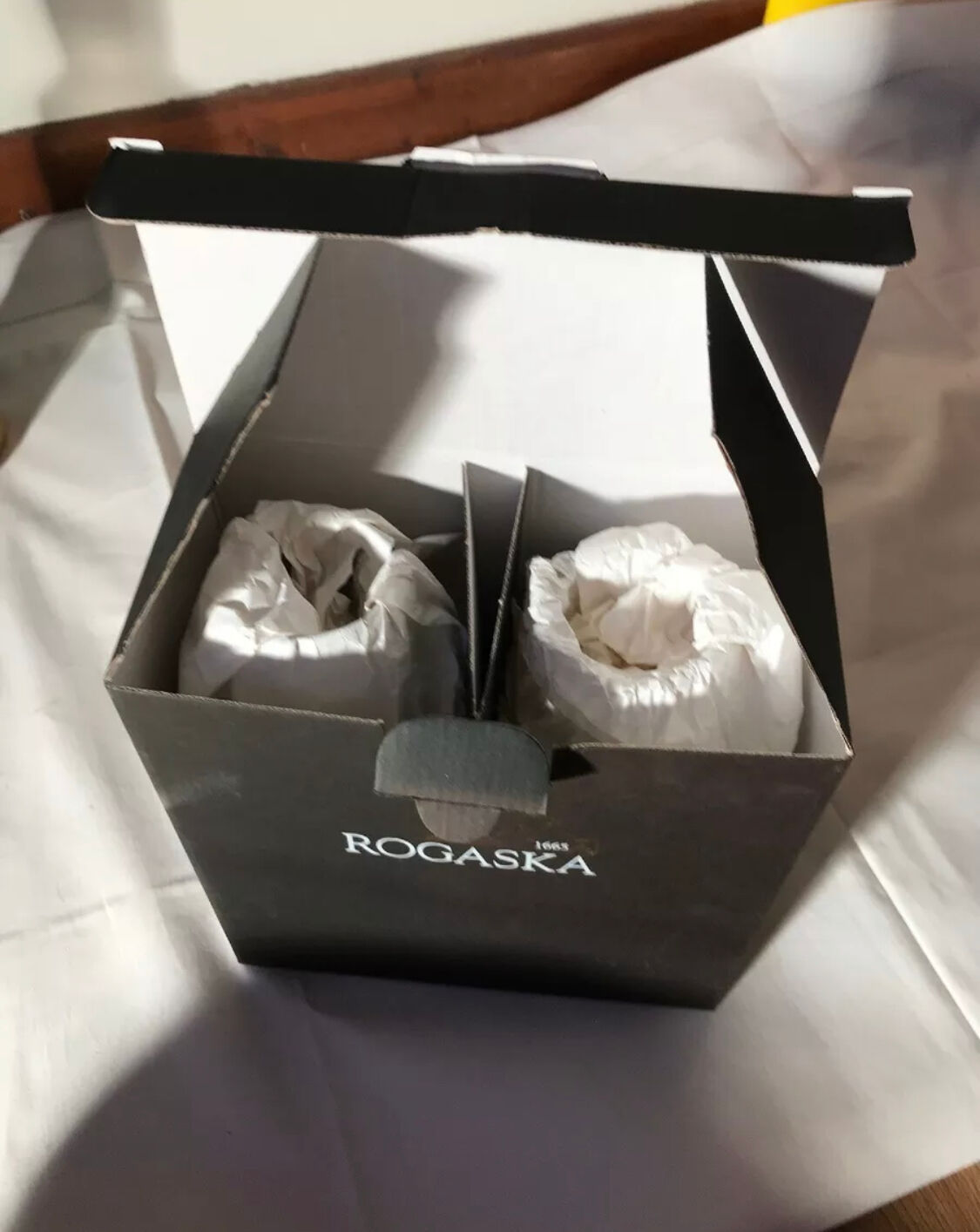 2 glasses a vin rogaska very original shape crystal handmade model armonia
