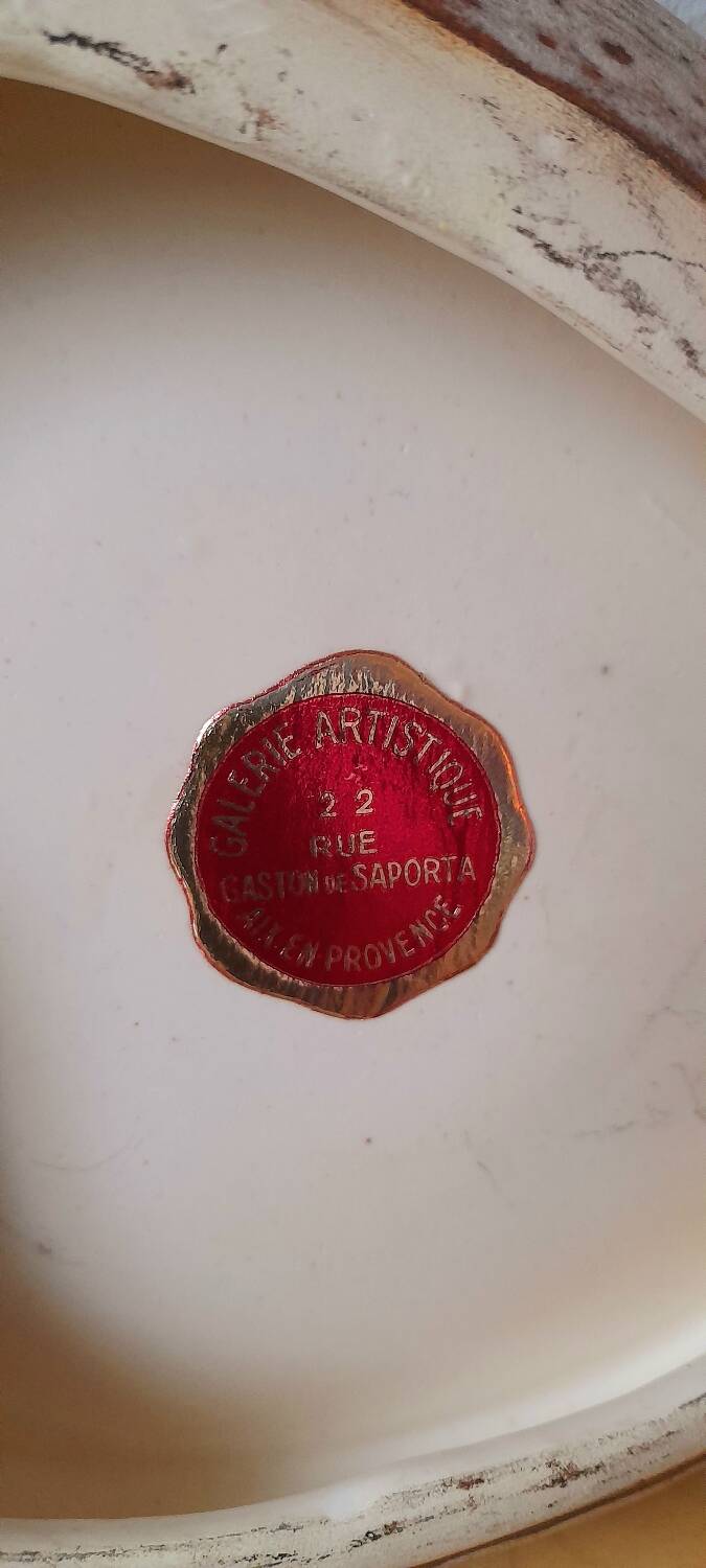 Empty ceramic pocket 60s