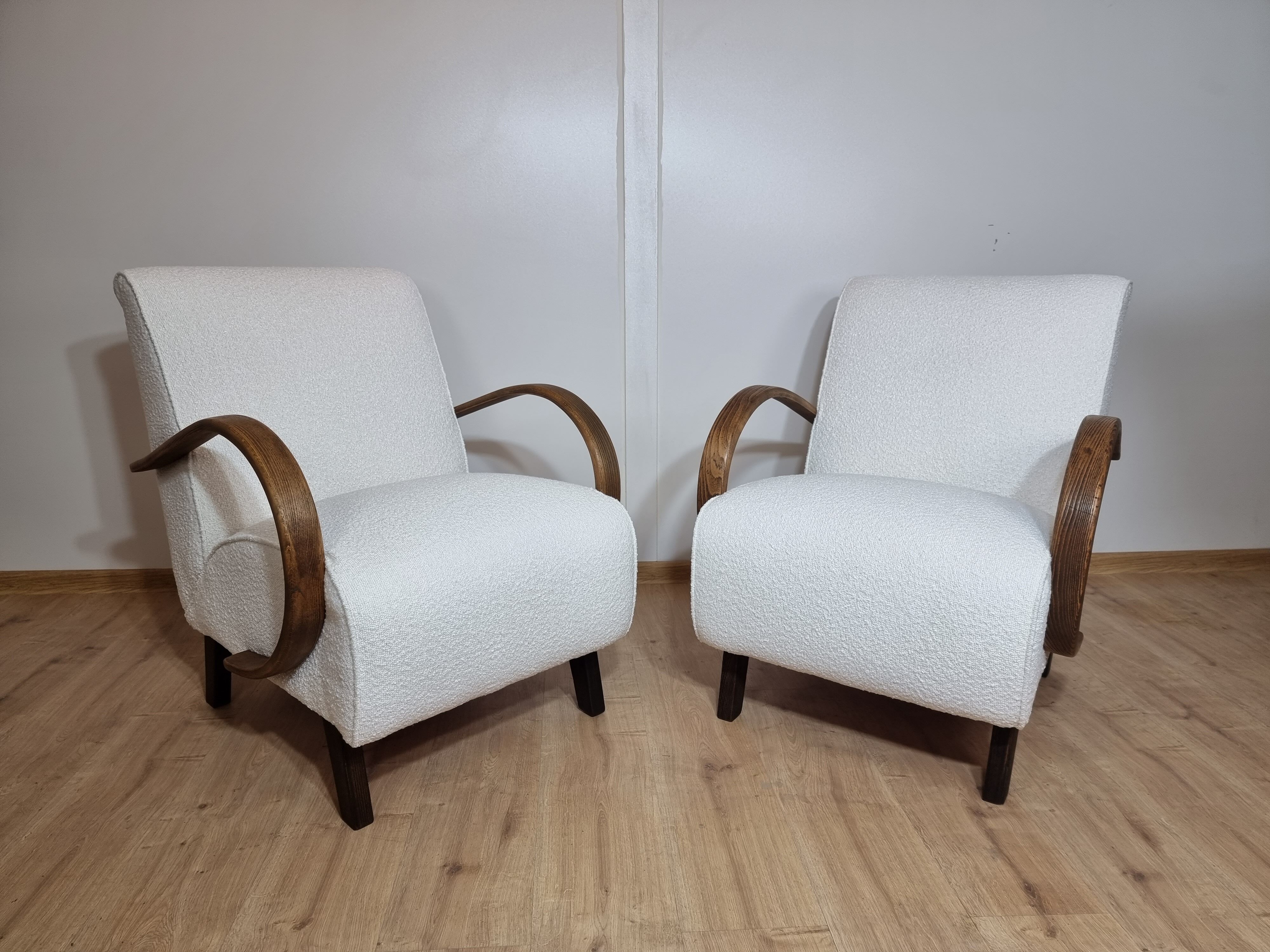 Pair of armchairs by Jindrich Halabala