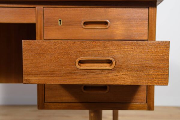 Bureau en teck de style mid-century moderne d'Edmund Jorgensen, Danemark, années 1960.