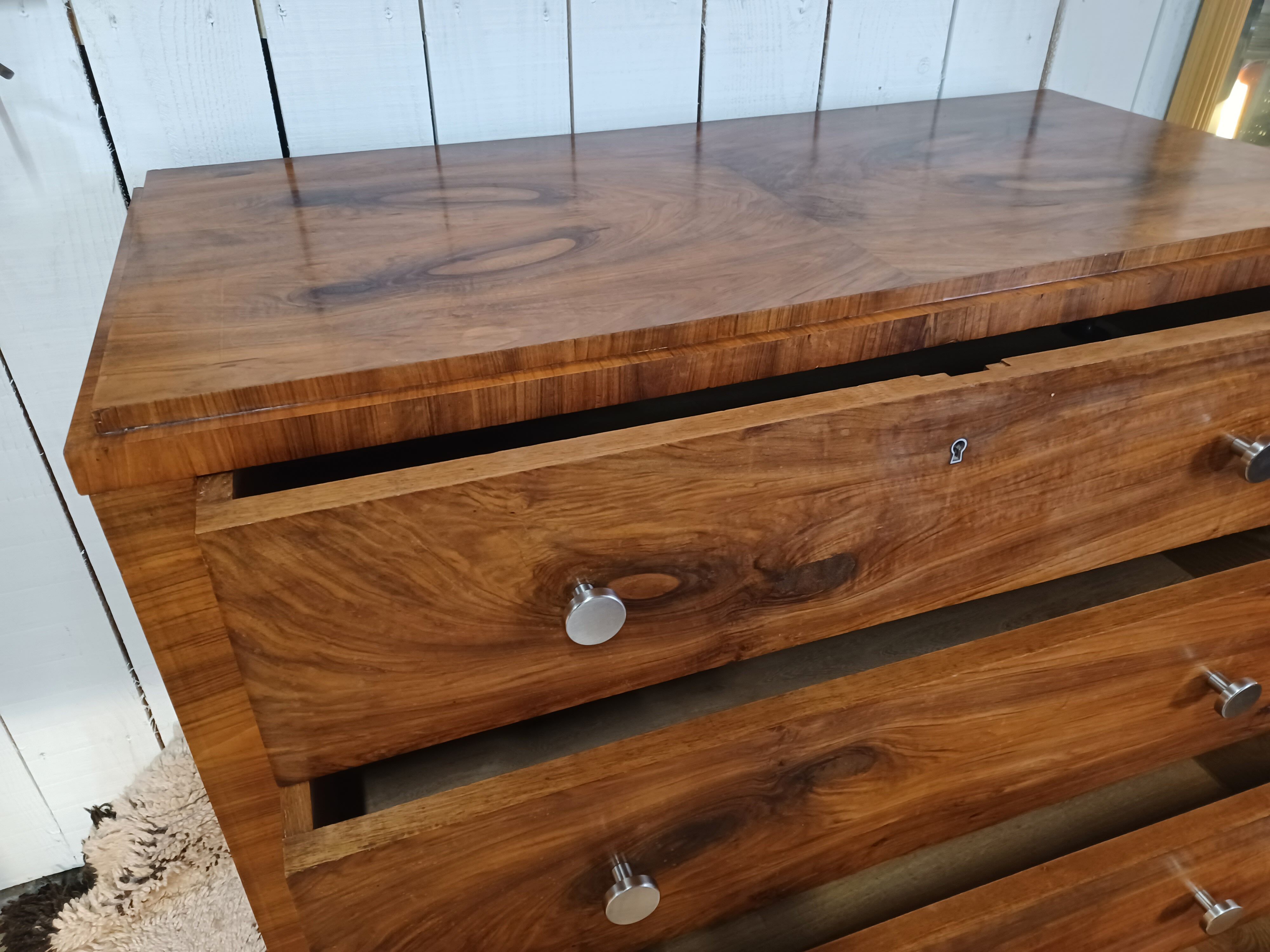 Art Deco chest of drawers