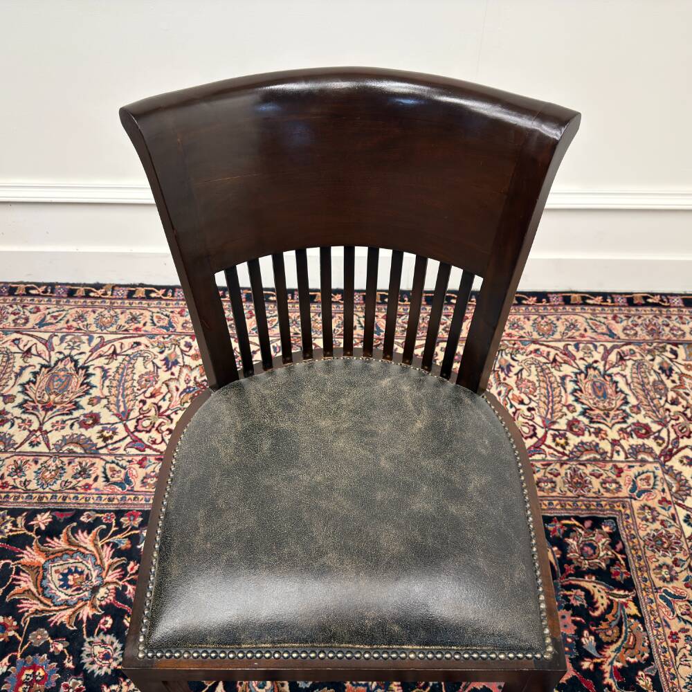 Ensemble de bureau anglais classique avec chaises de bureau