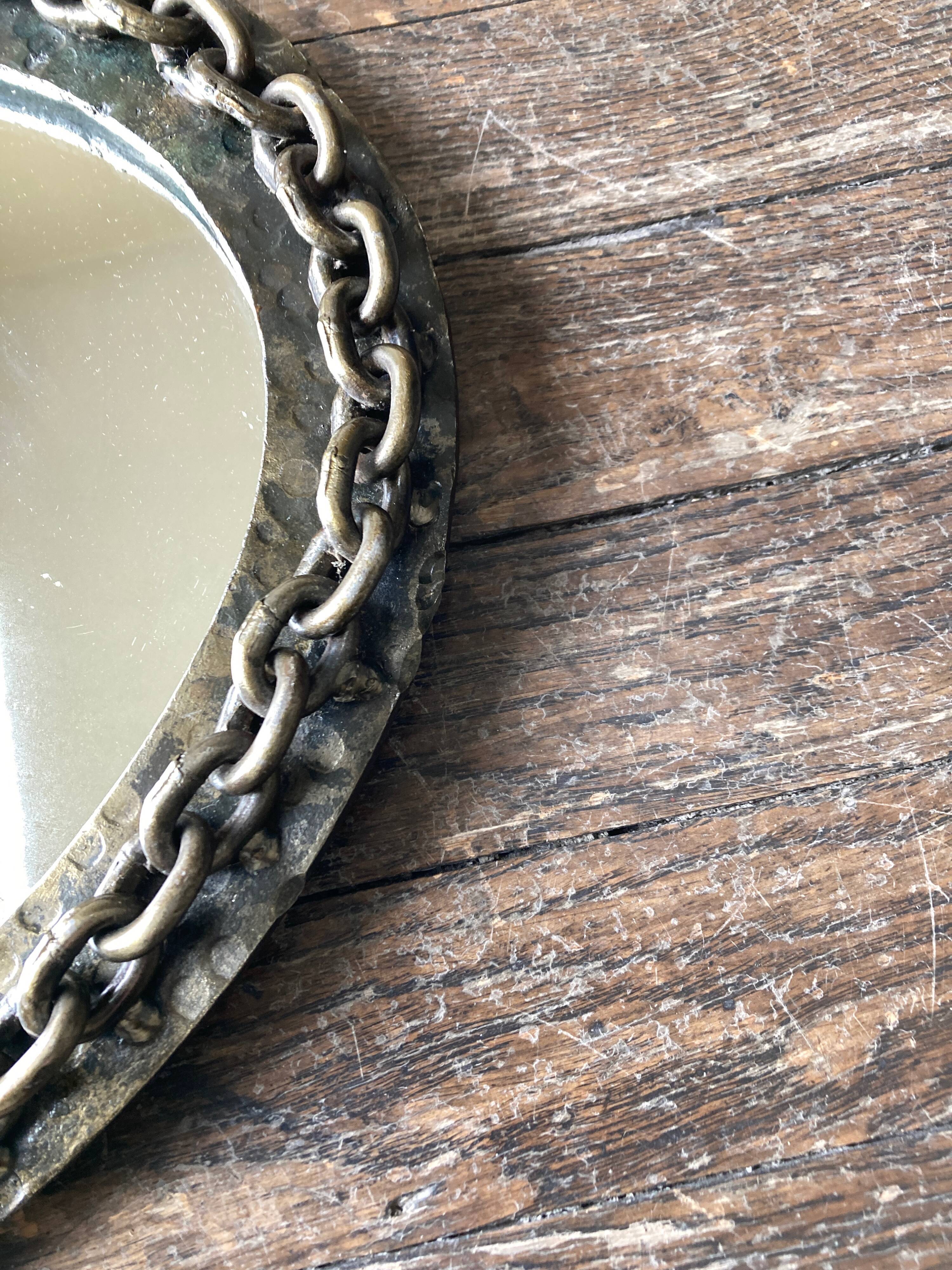 Mirror brutalist chain in beaten iron 1960 H55cm