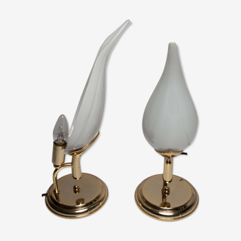 Paire de lampe de chevet doré et opaline 1960